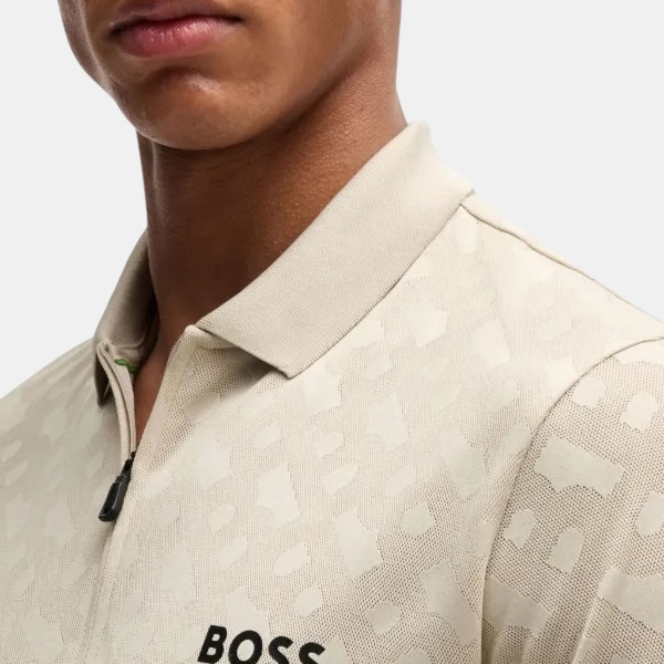 Polo BOSS Jacquard Zip – Beige Monogram Edition - Imagen 2
