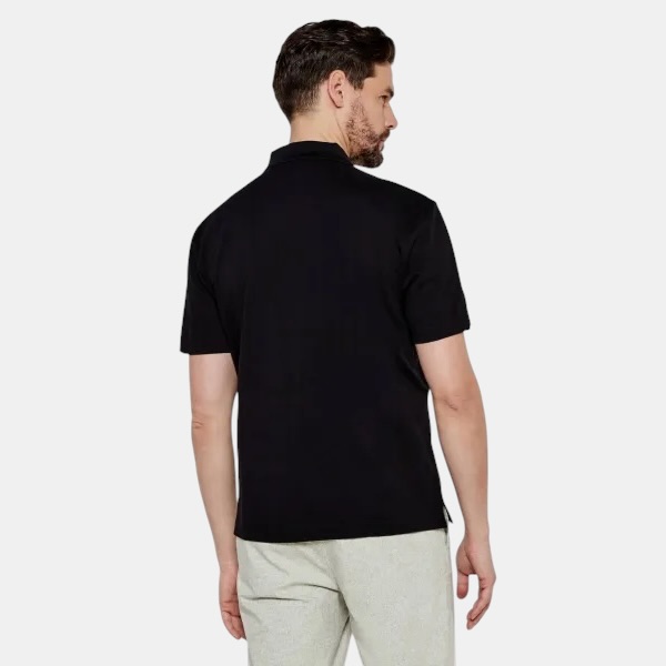 Polo BOSS Tonal Script Logo – Sleek Black Edition - Imagen 3