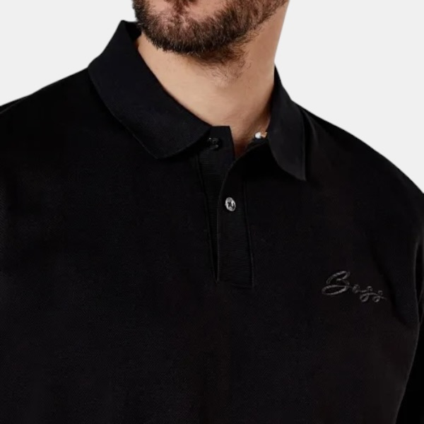 Polo BOSS Tonal Script Logo – Sleek Black Edition - Imagen 2