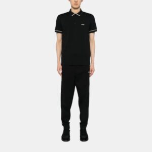 Playera BOSS Glitch Logo – Stealth Black Edition