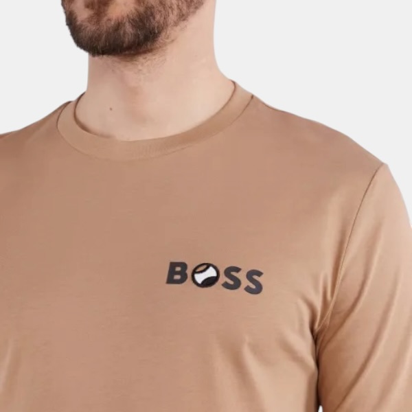 Playera BOSS Logo Sutil - Beige Premium - Imagen 4