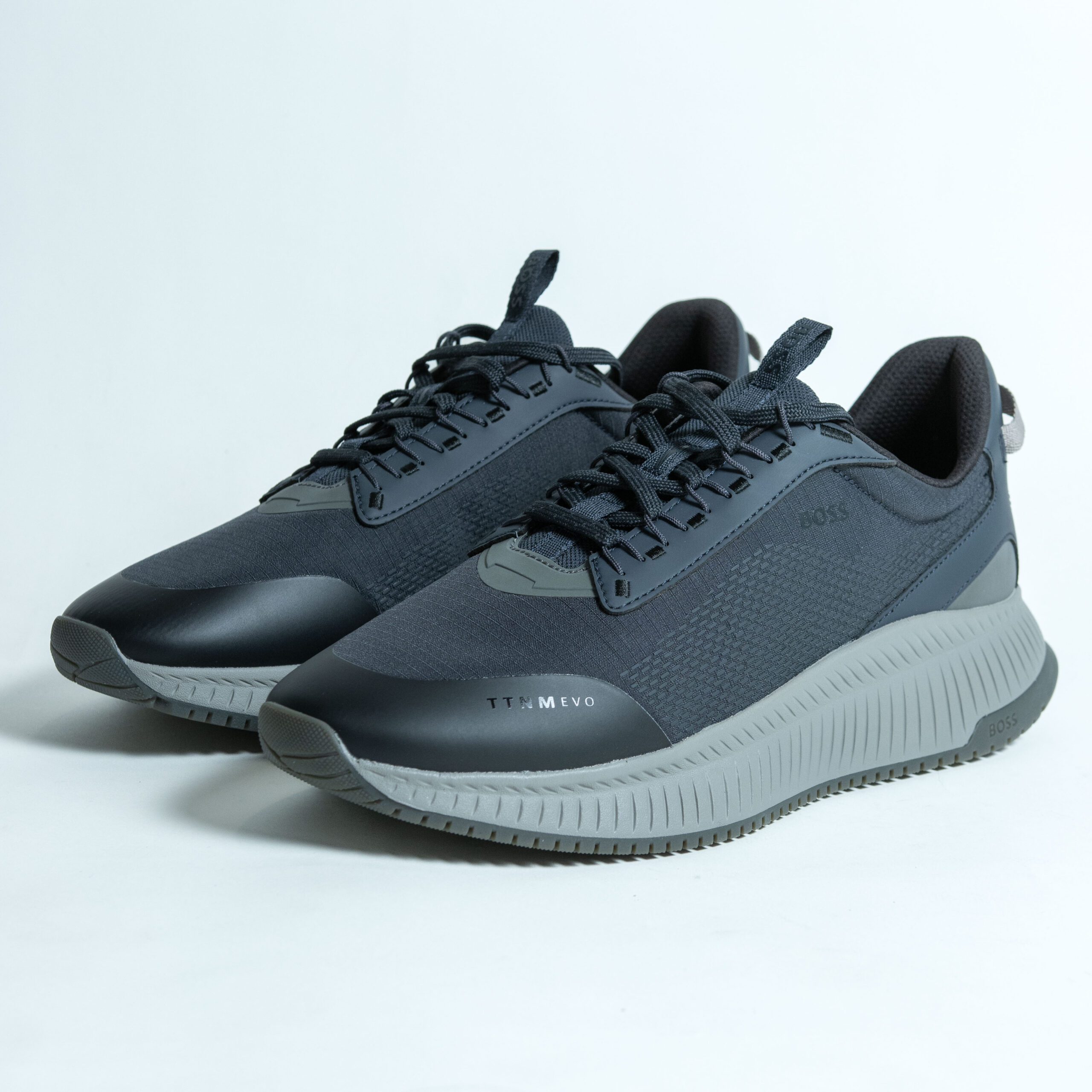 Tenis Boss Titanium_Runn_lt en azul marino y gris - Imagen 2